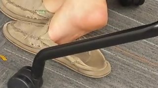 19 year old in class feet