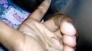 Little jamaican pussy cumming