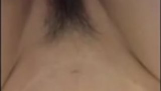 Em rau xanh cu?i ng?a ren la trong xung su?ng